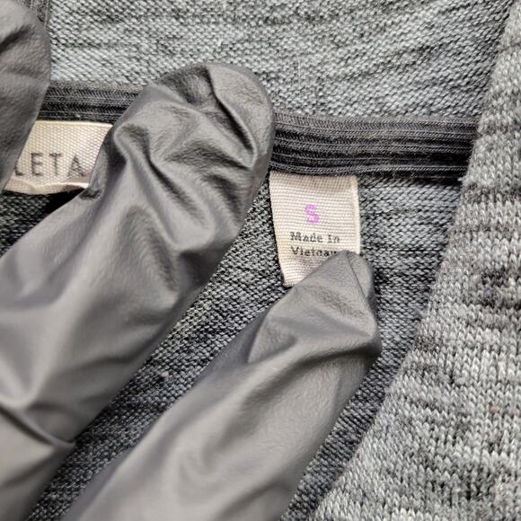 Athleta Women’s Small Hooded Batwing & Robin Top Pullover Hoodie - Picture 4 of 12